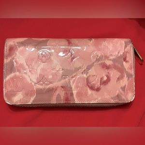 •SOLD• Louis Vuitton floral zip wallet